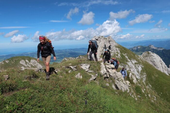 Bergwandern am Hundstein in den Appenzeller Alpen. Foto: Rolf Sägesser